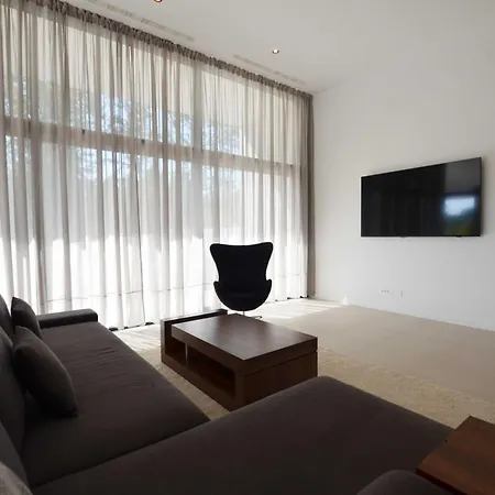 Luxurious Sorici With Private Pool And Mediterranean Landscape - Four Bedroom