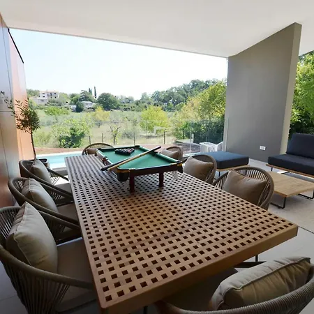 Luxurious Sorici With Private Pool And Mediterranean Landscape - Four Bedroom *
