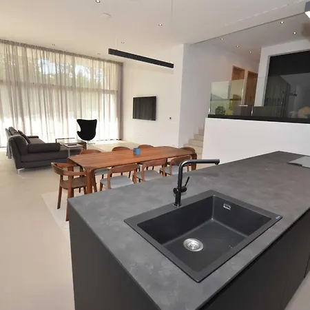 Luxurious Sorici With Private Pool And Mediterranean Landscape - Four Bedroom Vila Kanfanar