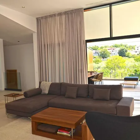 Luxurious Sorici With Private Pool And Mediterranean Landscape - Four Bedroom